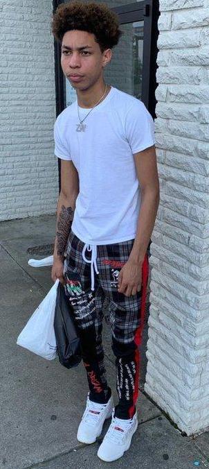 Zyiair “Zaywoah” Sherrer, age 18