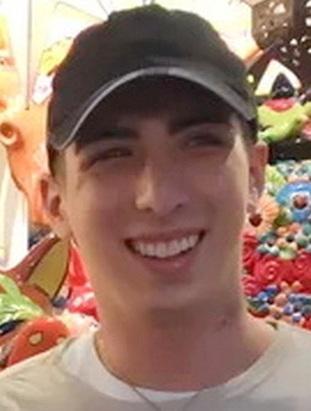 Roberto Hernandez Jr, age 26