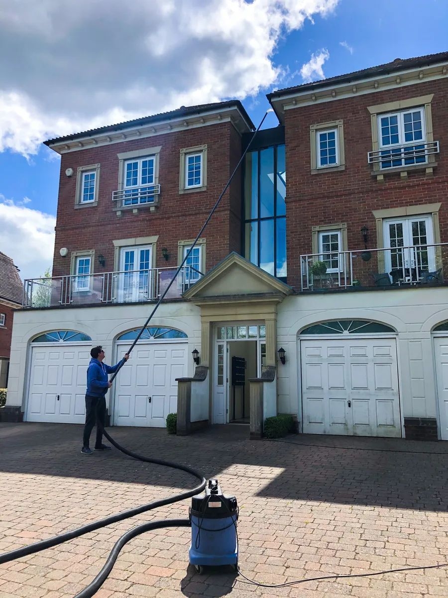 Fix Leaks and Prevent Damage with Limerick’s Best Gutter Repair