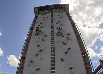 Try Speed Climbing