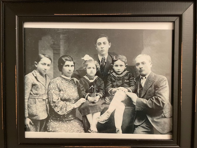 27345b8d41f962991d63d68ebe403fc880f4c3a2