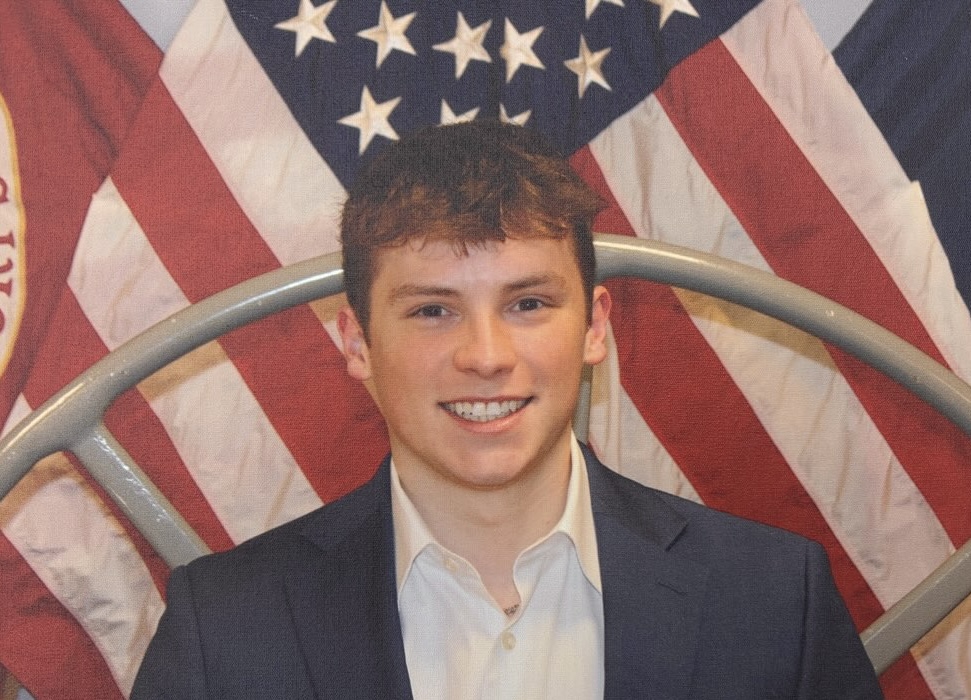 38346d3d60958f9a9b5f241576f899581050909f