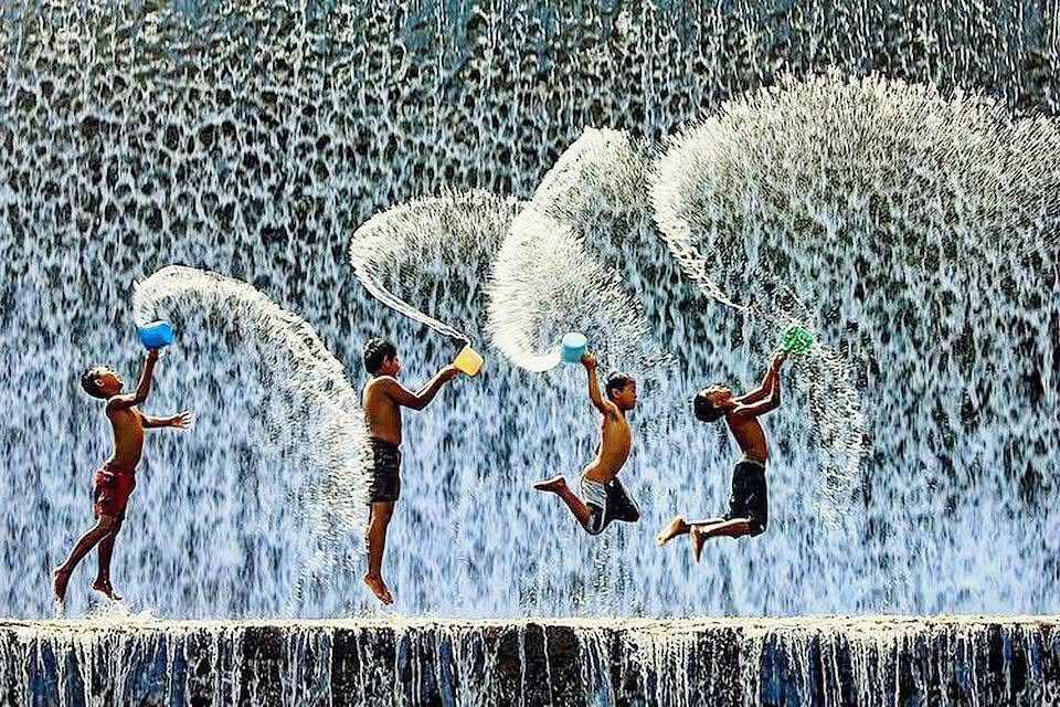 Throw kindness like confetti 