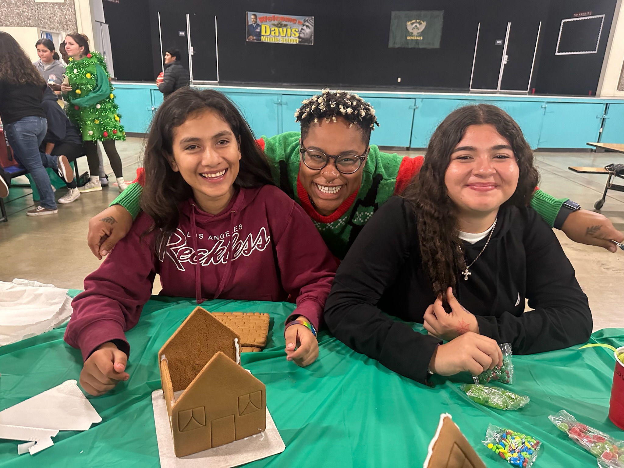 8e6a7bd633fd045ff70019e4ea7aec6e35b5cf3b