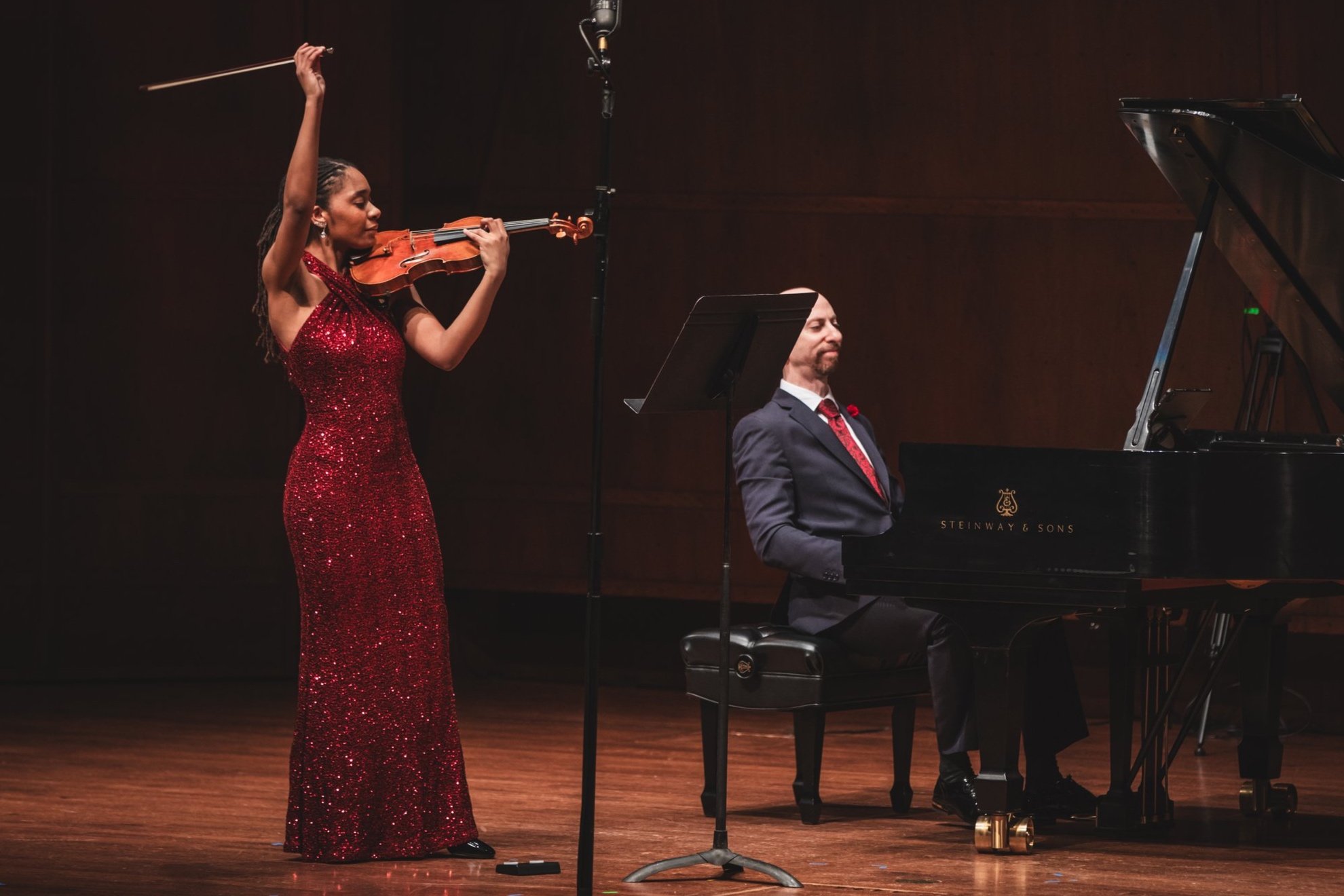 9b390b9177fa366de57a4fc741e73e82199df894