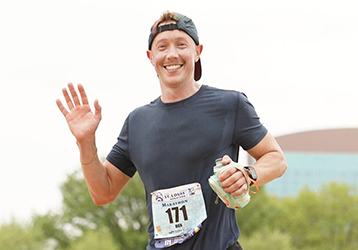Dan Doelling's Chicago Marathon Fundraising for Girls on the Run