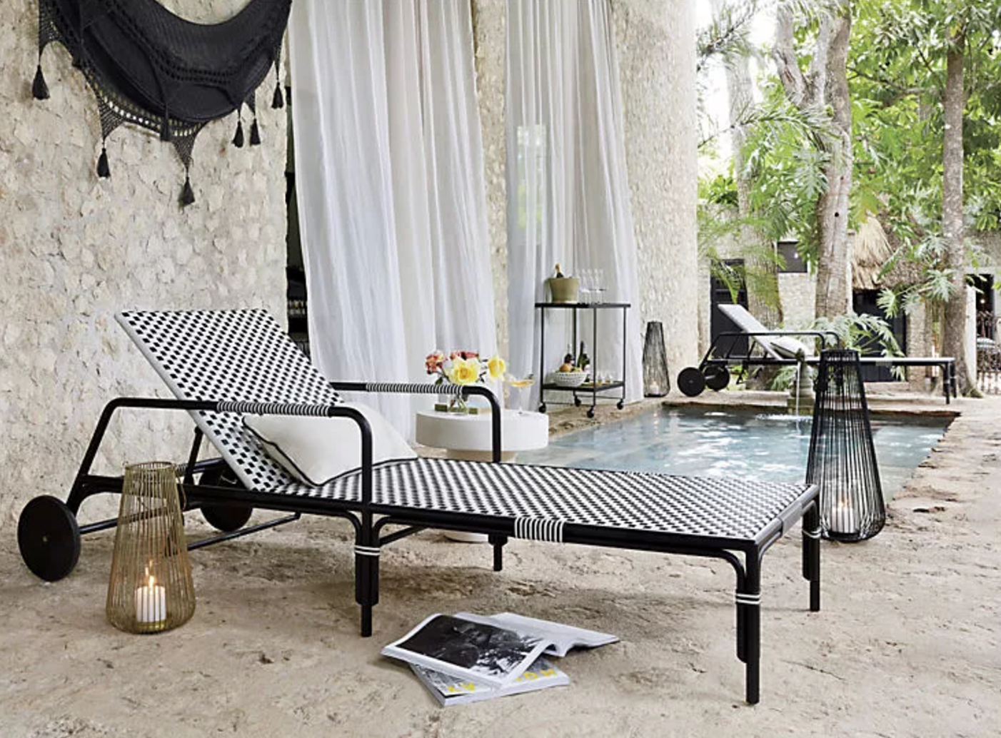 Registry Contemporary Outdoor