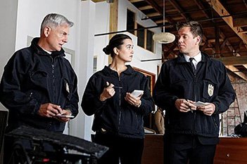 The NCIS team on a case - HeadStuff.org