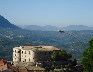 Castle Gesualdo - headstuff.org