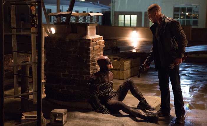 Daredevil and Punisher in season 2 of Daredevil - HeadStuff.org