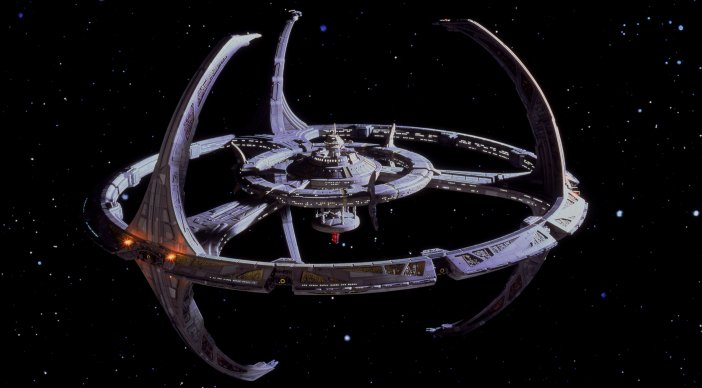 Deep Space 9 - HeadStuff.org