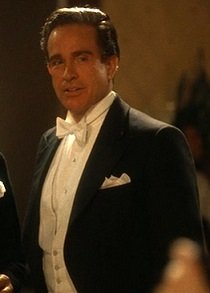 Warren Beatty - headstuff.org