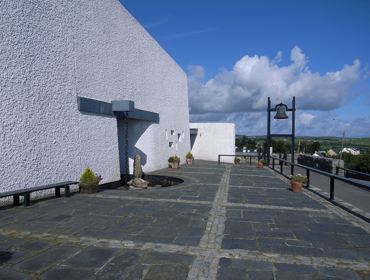 Creeslough St Michael's | HeadStuff.org
