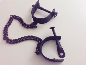 Leg irons - headstuff.org