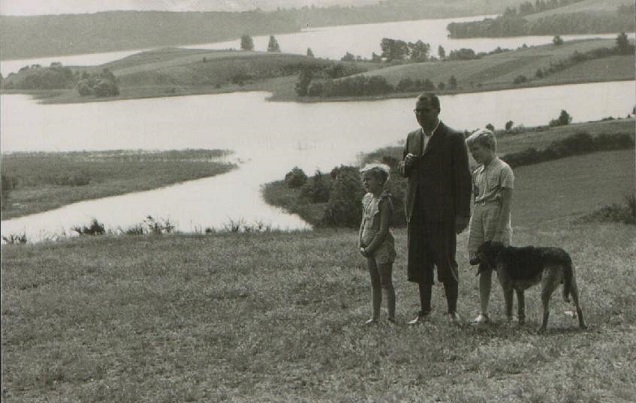 Hans Fallada and his children - headstuff.org