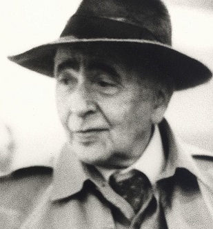 Louis Aragon - headstuff.org