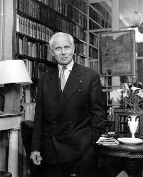 Louis Aragon - headstuff.org