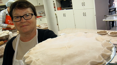 Vidéo - Des tourtières pour une bonne cause!