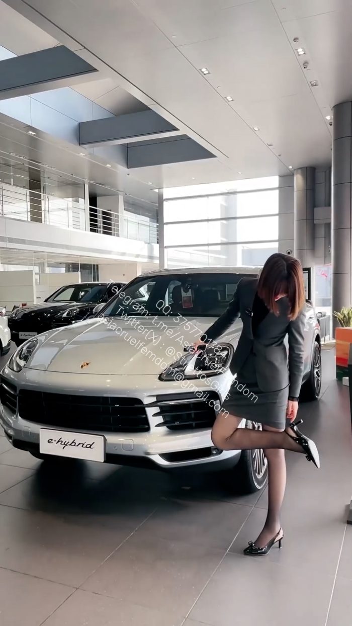 High heels bending 004 封面