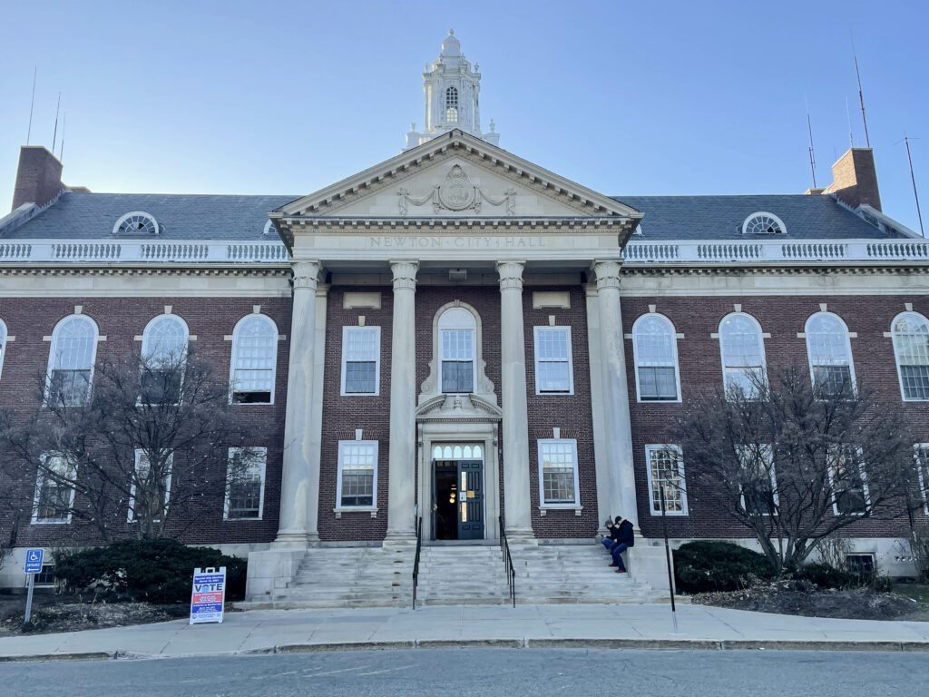 newton city council Archives — The Heights