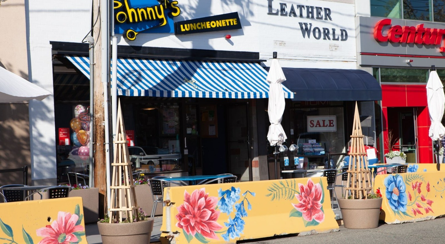 Restaurants Partner with City of Newton to Expand Al Fresco Dining