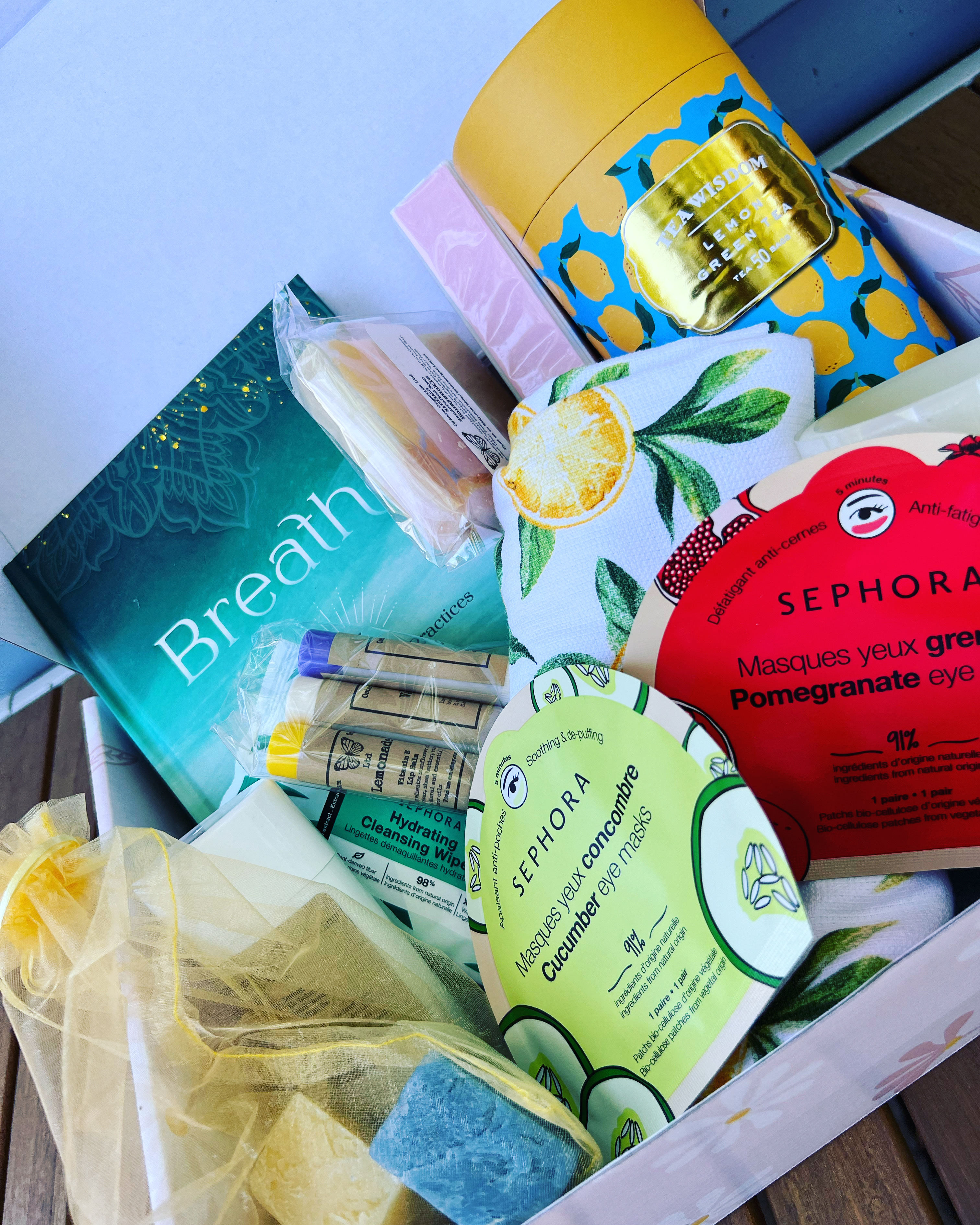 Giveaway Subscription Box