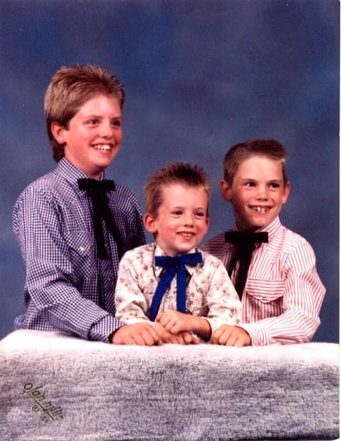 Young Nate with brothers