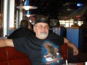 RELAXING WITH FRIENDS