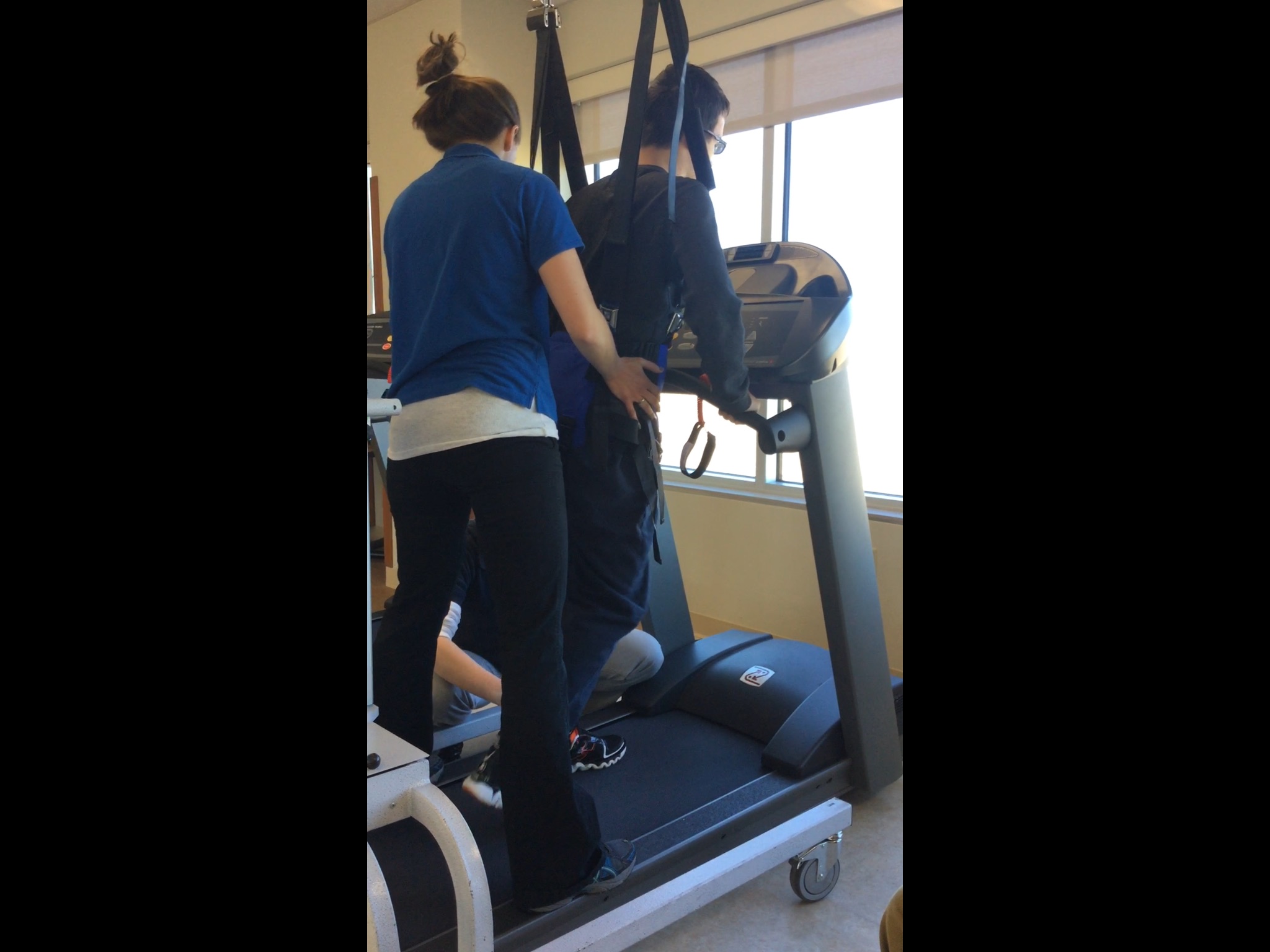 PT on the treadmill
