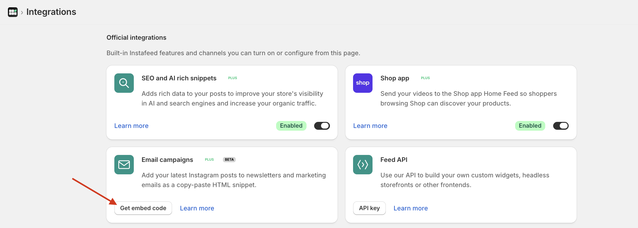 Mintt Instafeed Shopify app UI, showing a red arrow pointing to