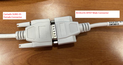 A white cable with a plugAI-generated content may be incorrect.