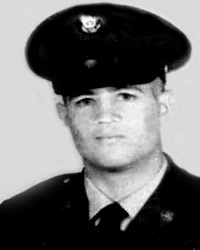 1lt robert william macnaught