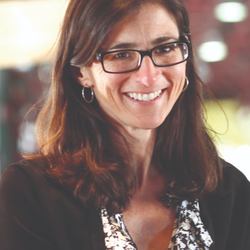 Lora Iannotti
