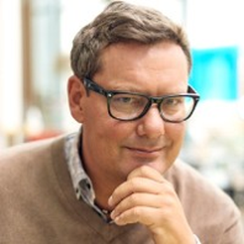 Dr Andreas Bluethner