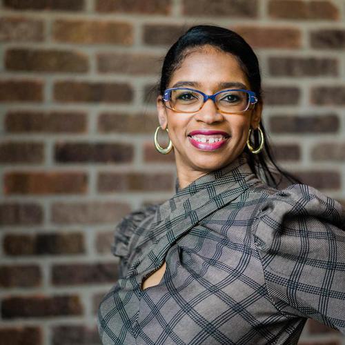 LuSundra Everett, EA