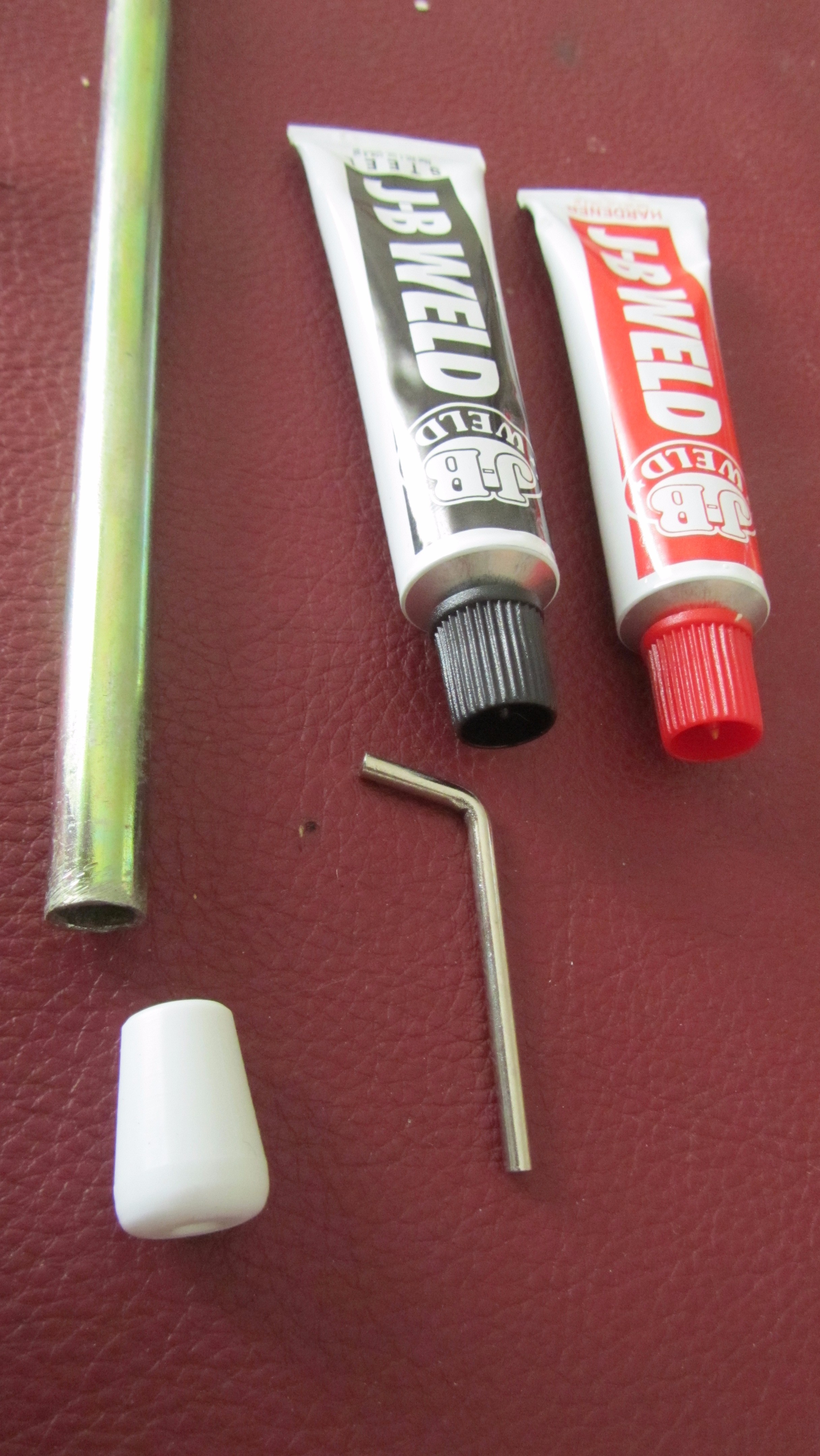 Broken plastic pins on sustain lift dowel Pianotech