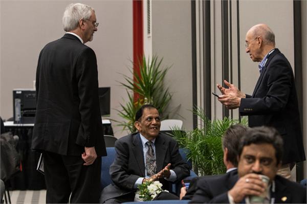 volunteer opportunity image