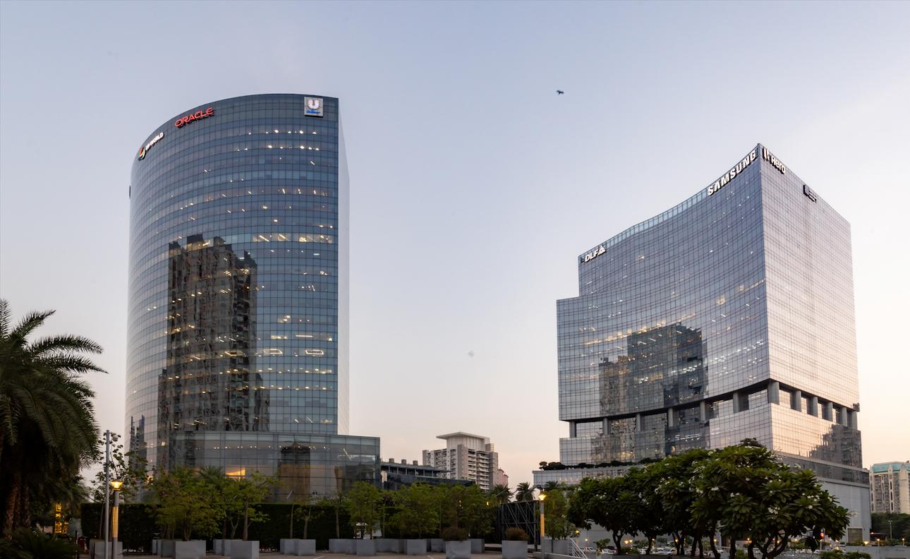 One Horizon Center