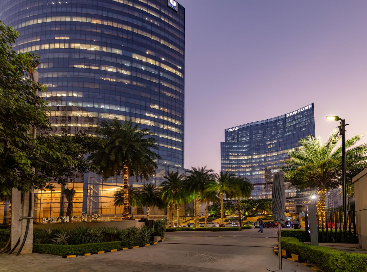 One Horizon Center