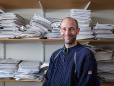 Submarines Don't Swim: A Conversation with Mathematician Kevin Buzzard photo