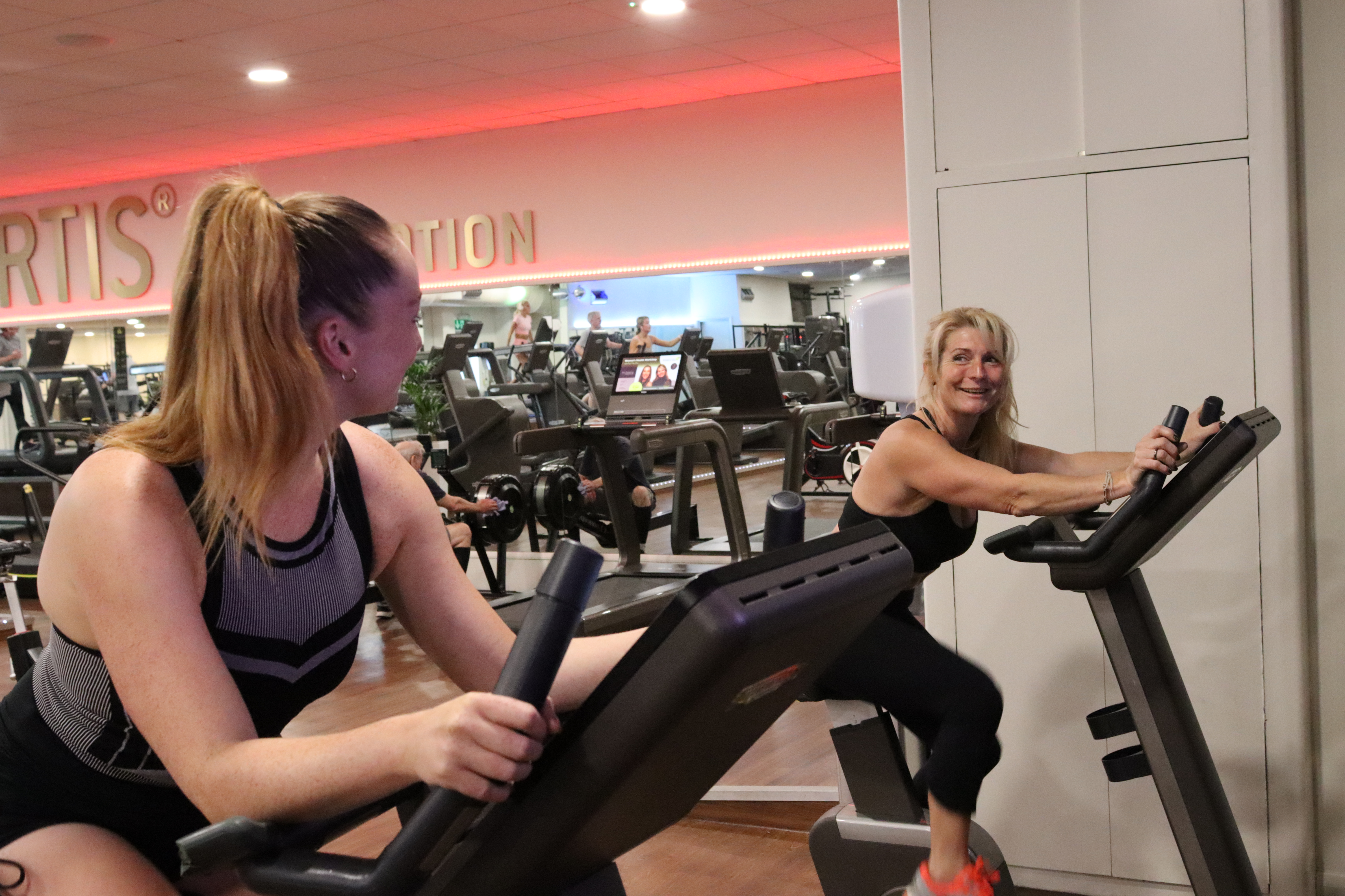 stay connected at the hogarth gym