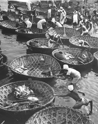 India's Five Year Plan (Calcutta fisherman in basket boats)