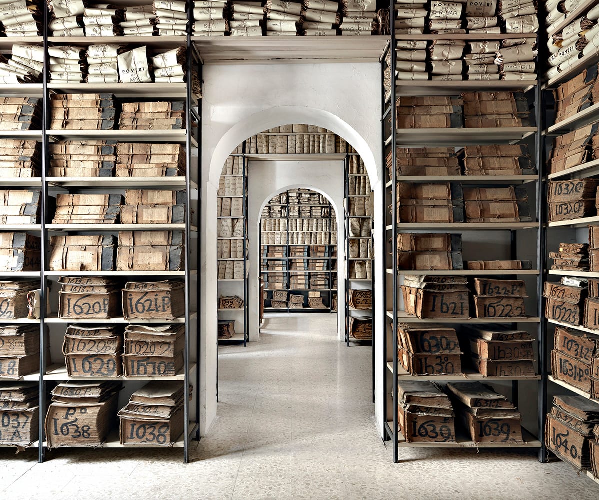 Massimo Listri, Archivio Banco di Napoli II, Napoli, 2013, Archival lambda color photograph
