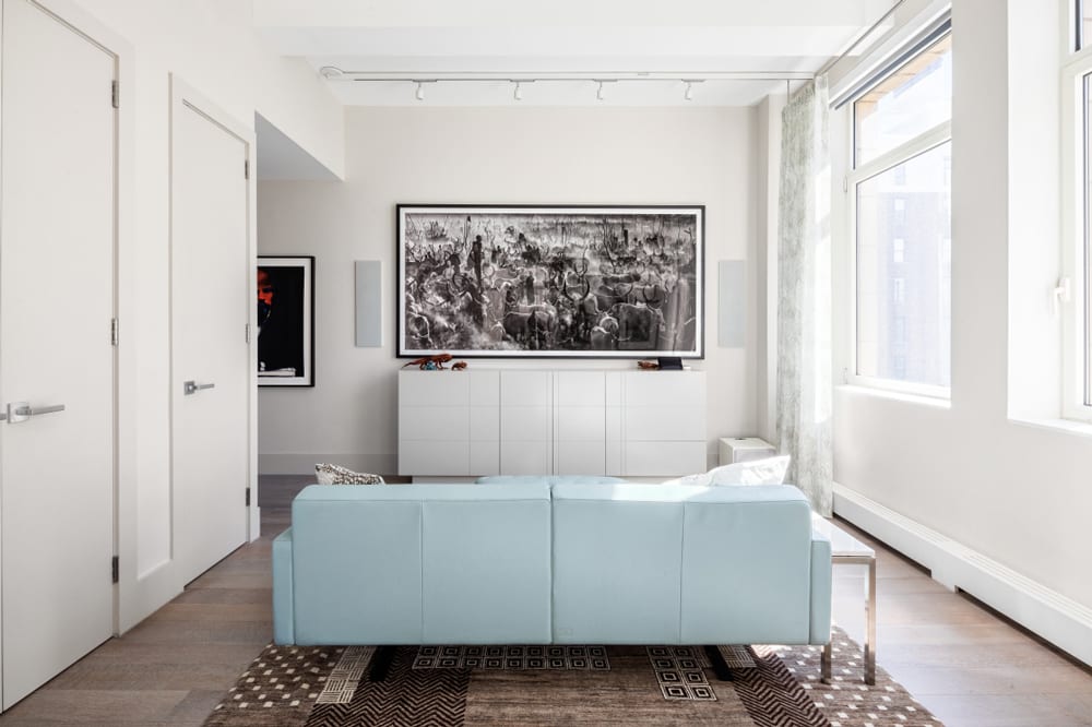 Living with Art, Living Room 30