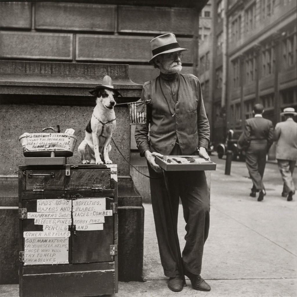 Louis Faurer, Silent Salesman, Philadelphia