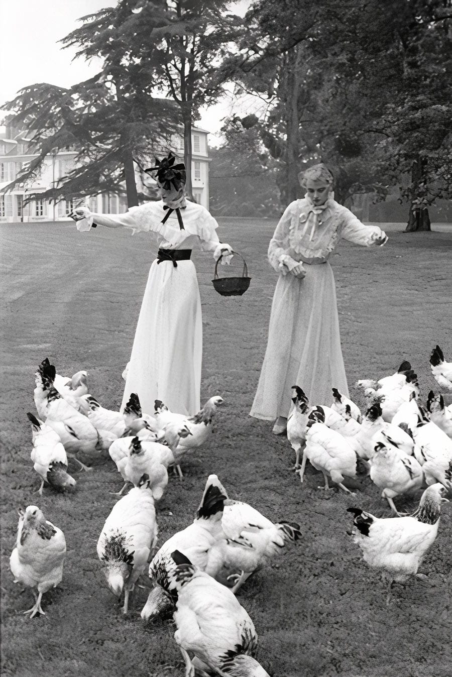 Harry Benson, Models with Chickens