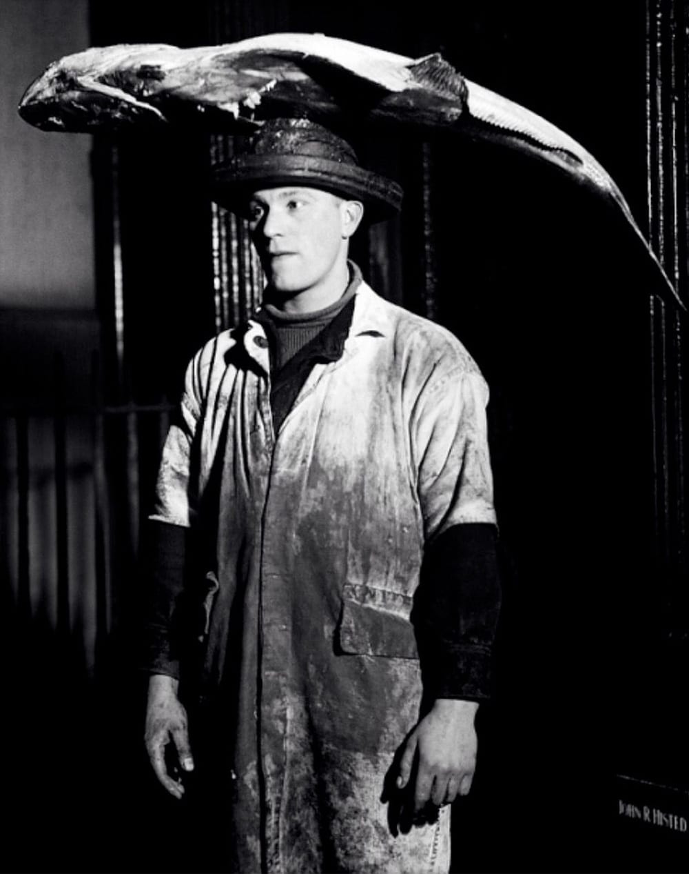 Bill Brandt, Billingsgate Porter