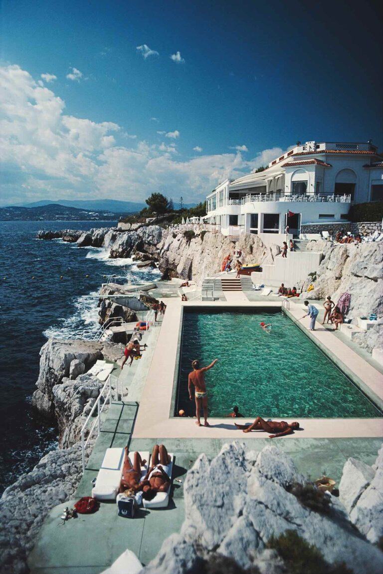 Eden-Roc Pool - Holden Luntz Gallery