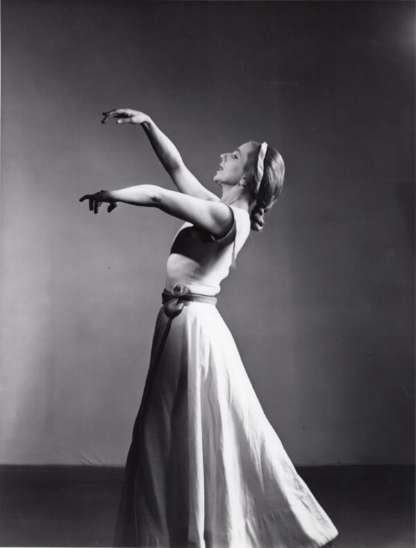 Barbara Morgan, Hanya Holm, 1938, Silver gelatin photograph