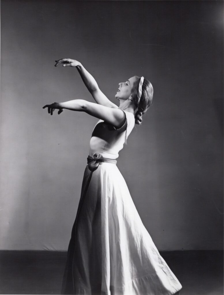 Barbara Morgan, Hanya Holm, 1938, Silver gelatin photograph